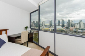 Backpackers' Delight with Sprawling City Views